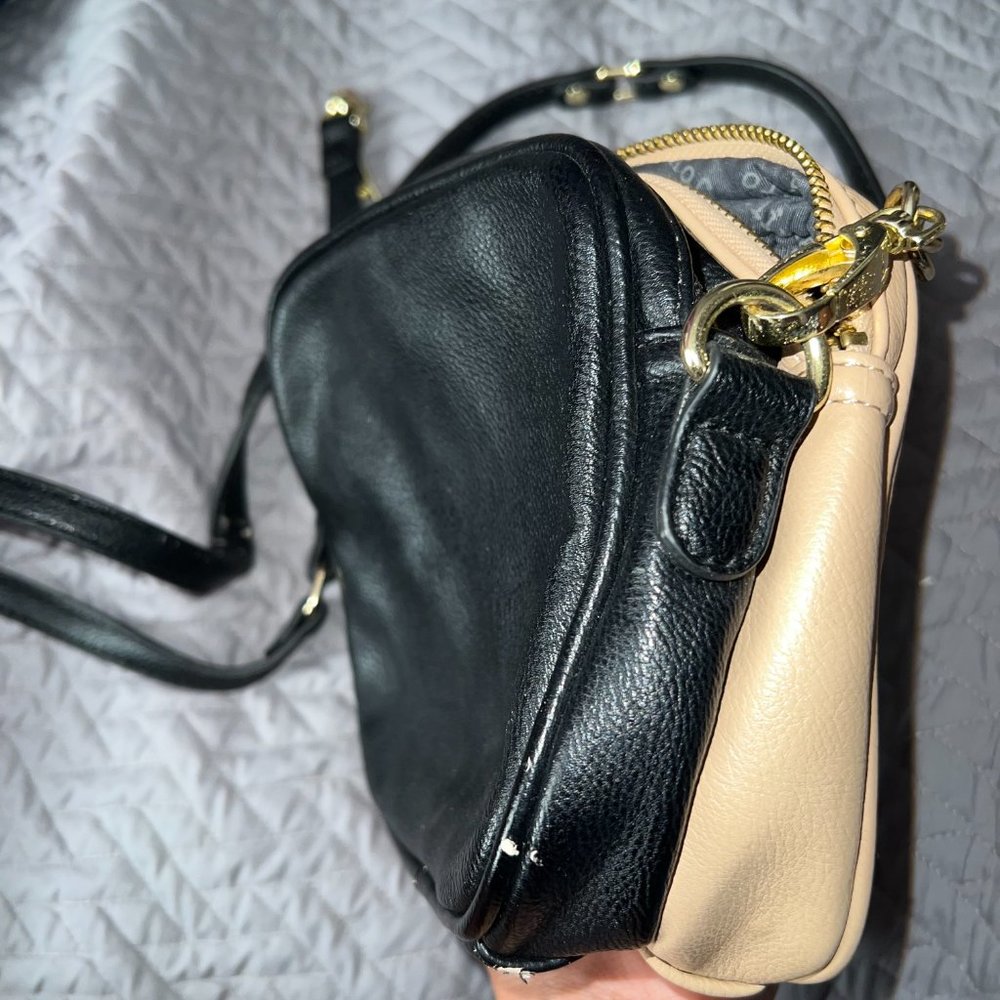 (free with purchase) Double Sided Cream Black Crossbody with Gold Chain Strap